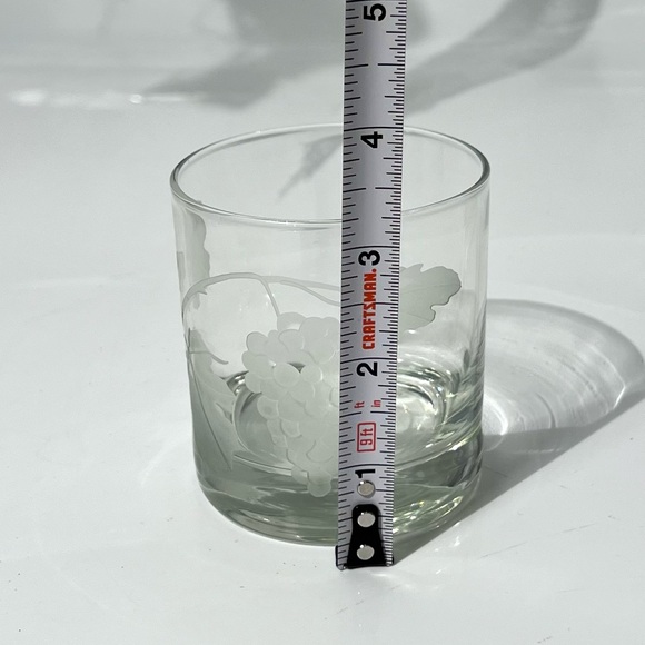 Vintage Etched Grape Vines Wine And Cocktail Glasses Set of 6 - Picture 9 of 12